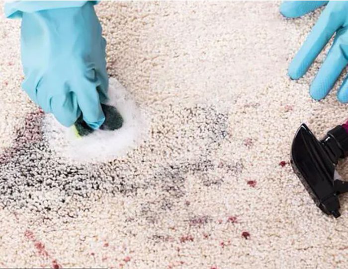 از بین بردن بوی بد فرش